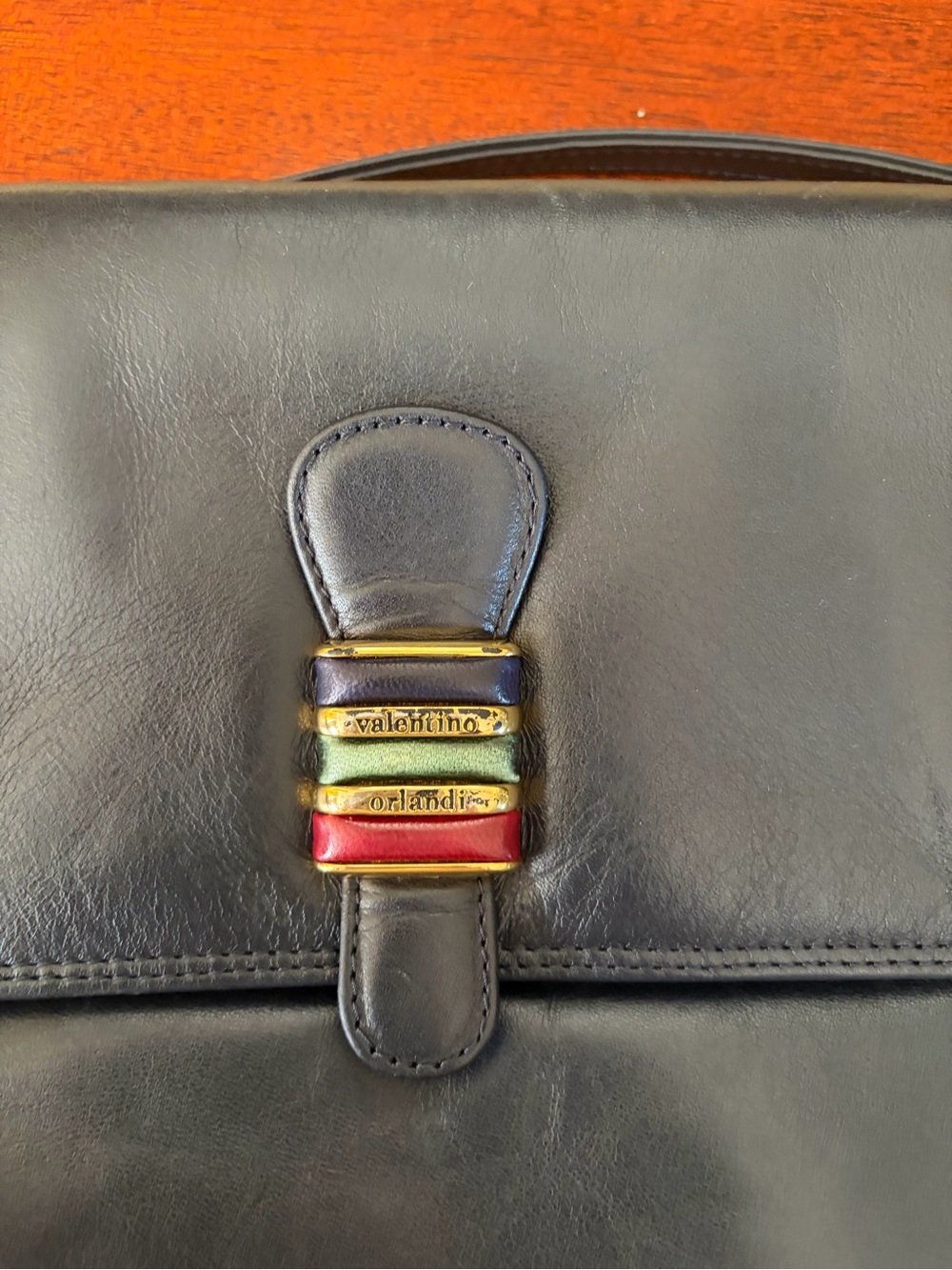 Valentino Orlandi Vintage Navy Leather Crossbody Witt Signature Hardware - Picture 4 of 14